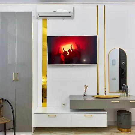 By R S 3 Appart hôtel Năvodari