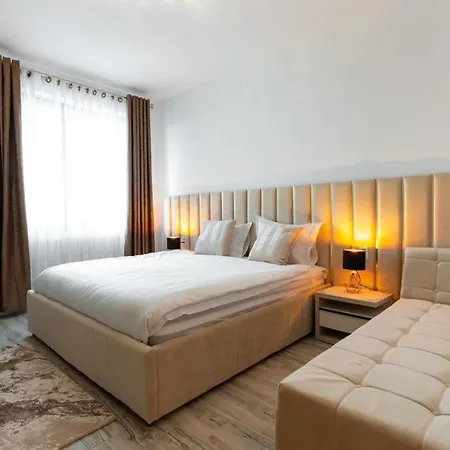 By R S 3 Hotel apartamentowy
