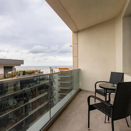 Hotel apartamentowy By R S 3 Năvodari