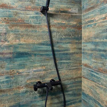 By R S 3 Апарт-отель Нэводари