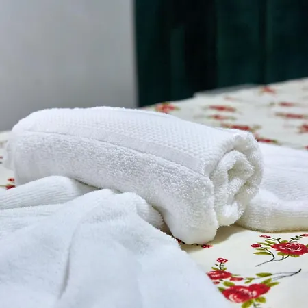By R S 3 Aparthotel Navodari