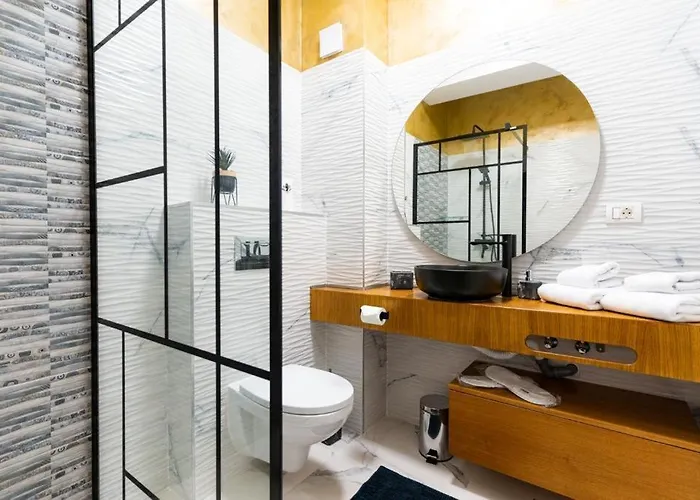 By R S 3 Aparthotel 3*